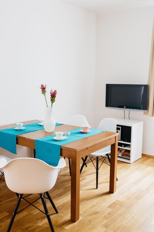 Home Sweet Apartments - A Cozy Welcome Vídeň Pokoj fotografie